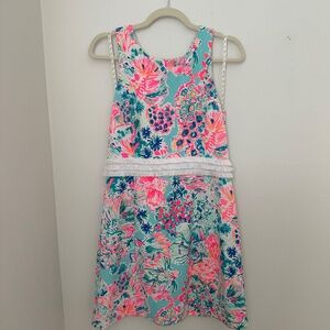 Lilly Pulitzer- Size M - Sleeveless, Zippered, Knee Length Summer Dress 🪸